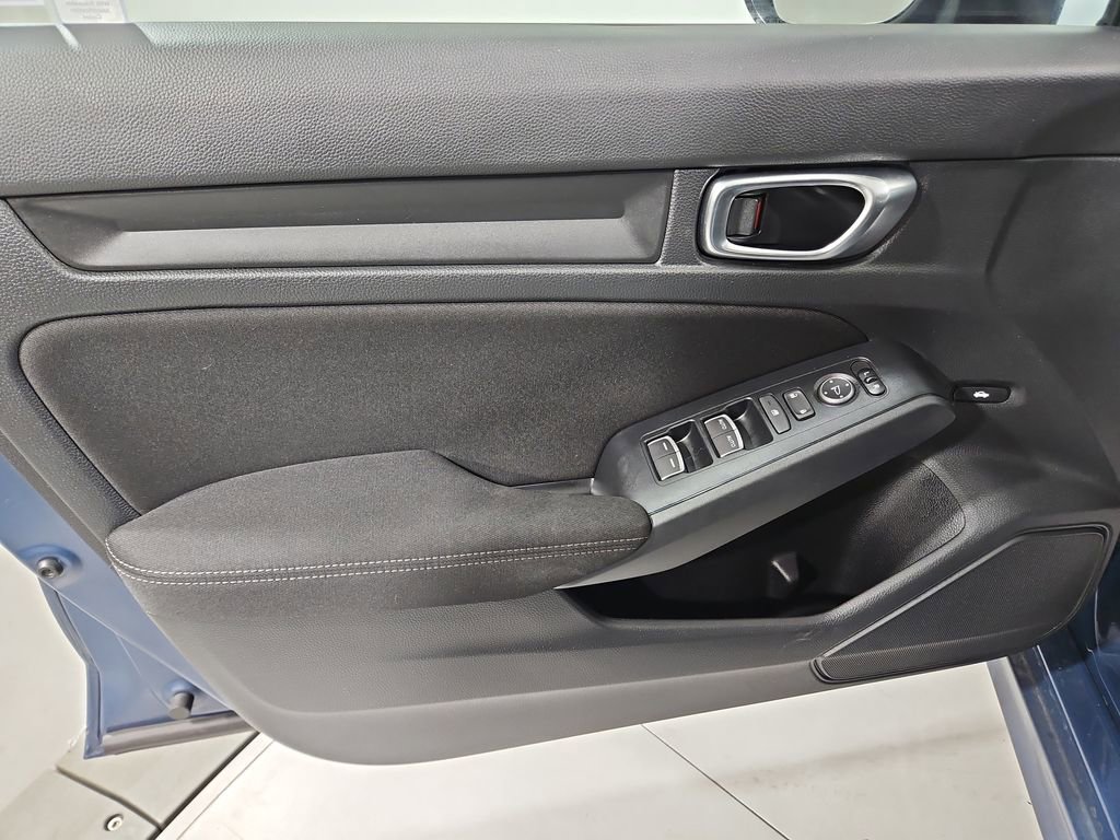 Used 2025 Honda Civic Sport image 10