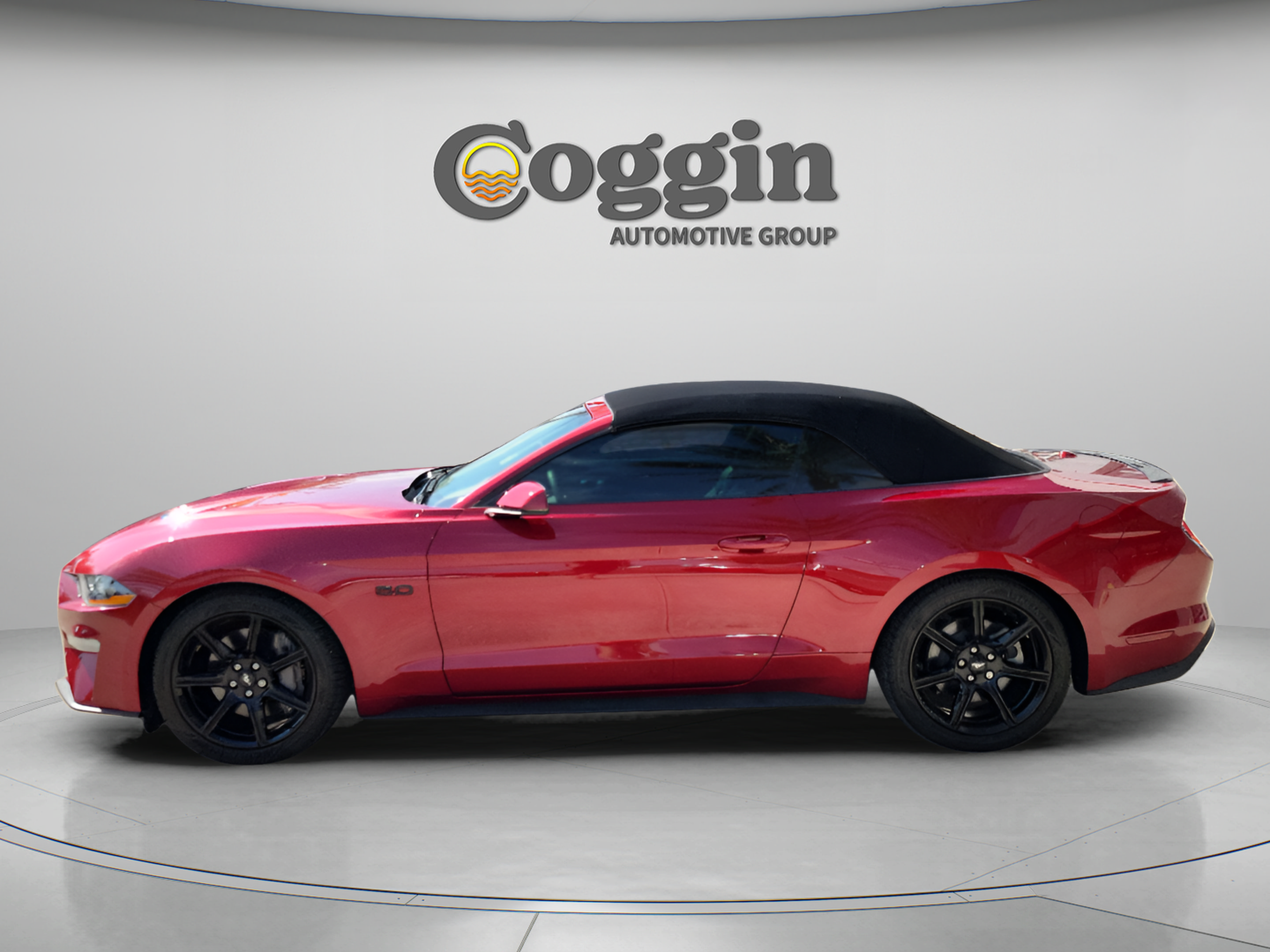 Used 2018 Ford Mustang GT Premium w/ Equipment Group 401A RWD image 2