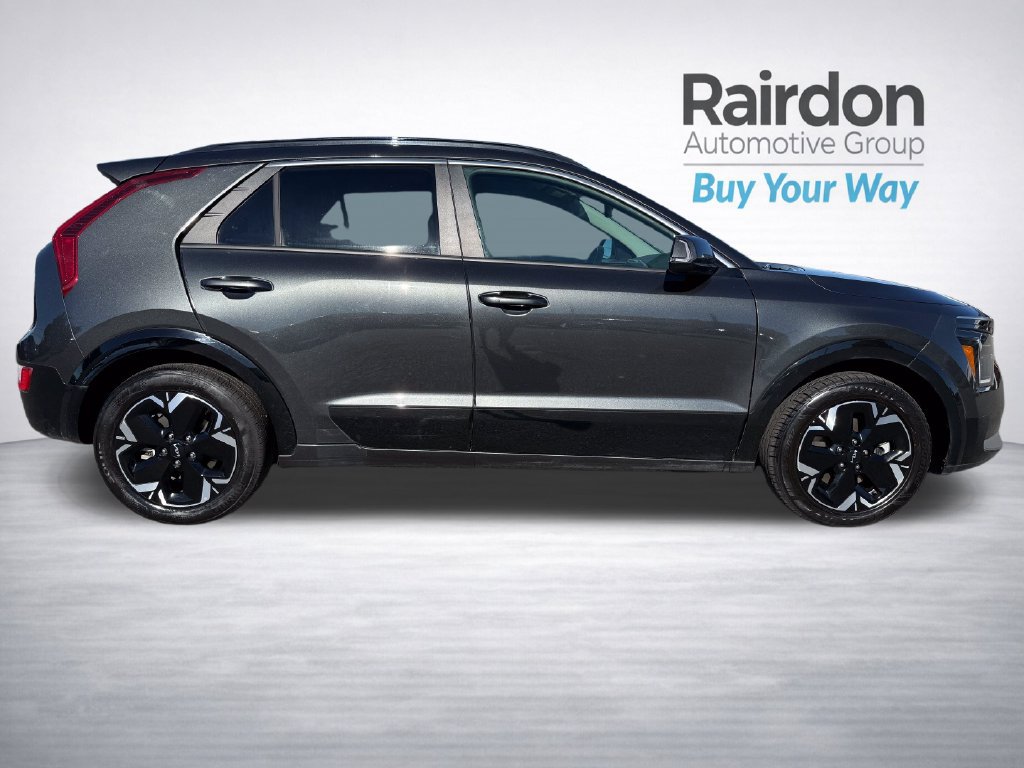 Certified 2023 Kia Niro Wind FWD image 8