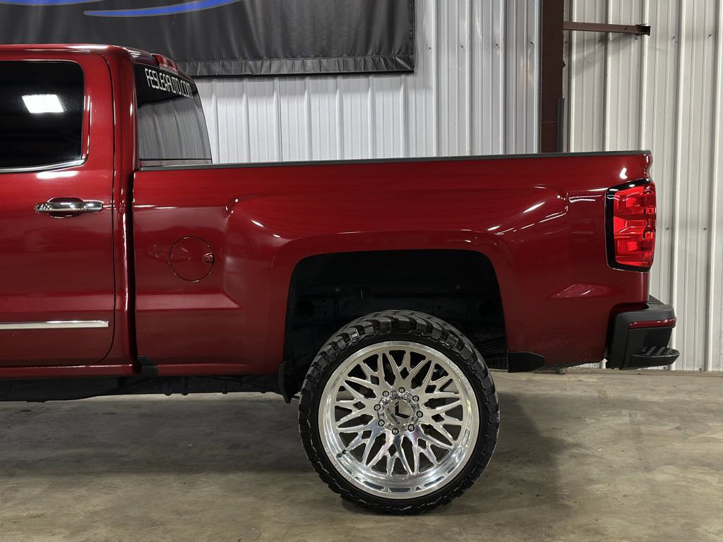 Used 2018 Chevrolet Silverado 2500 High Country w/ Duramax Plus Package image 15