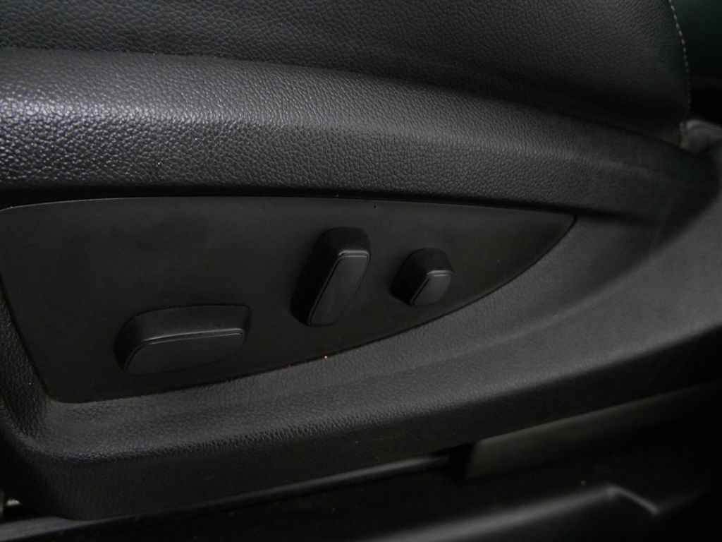 Used 2020 Chevrolet Suburban LT image 19