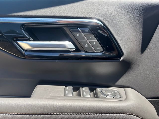 New 2026 Chevrolet Tahoe High Country w/ Sun And Tow Package AWD/4WD image 23