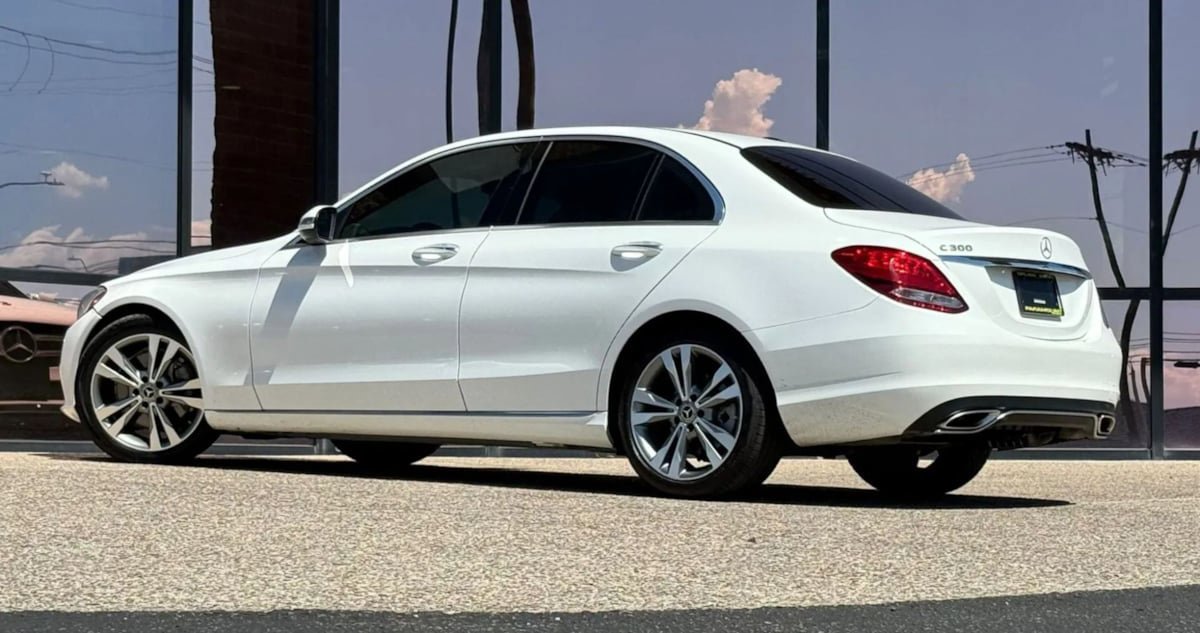 Used 2018 Mercedes-Benz C 300 Sedan w/ Premium Package image 8