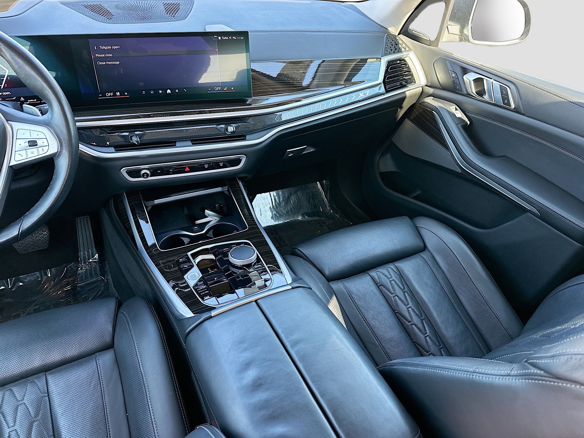 Used 2025 BMW X7 xDrive40i w/ Premium Package AWD/4WD image 23