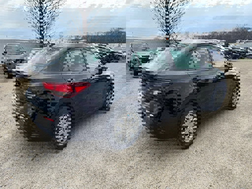 Used 2023 Kia Rio LX image 5