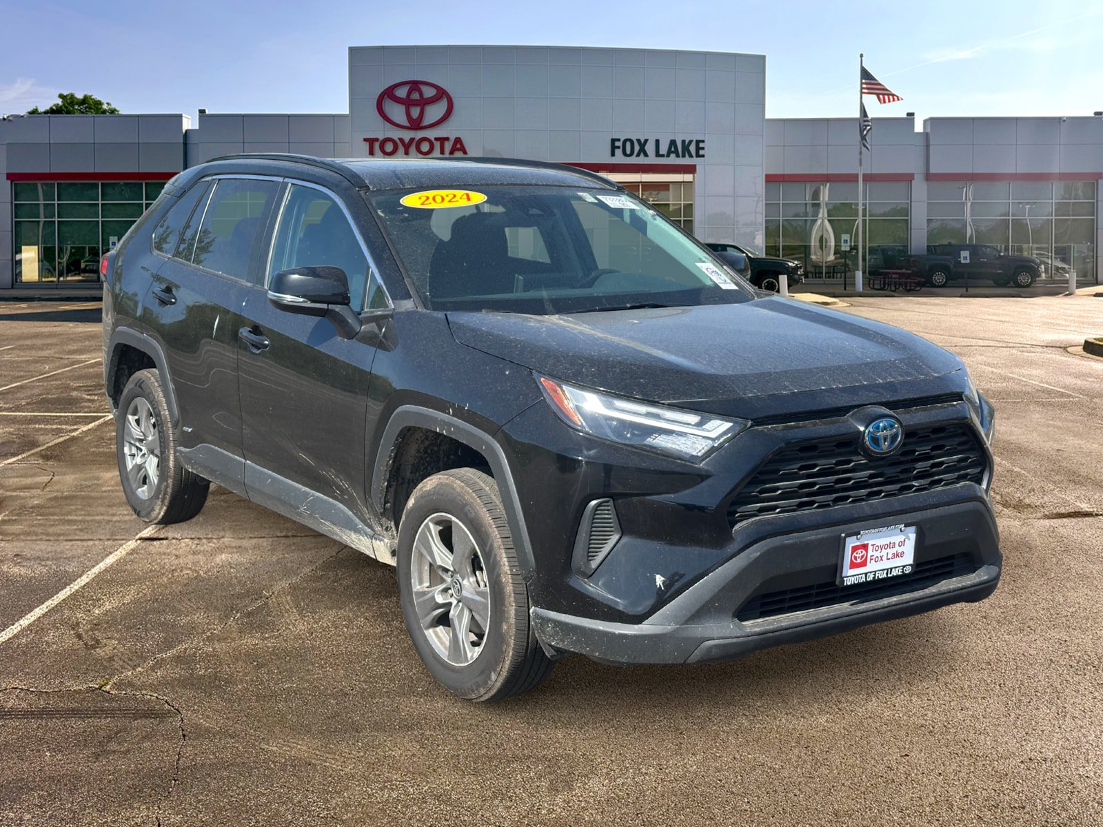Used 2024 Toyota RAV4 XLE w/ Convenience Package AWD/4WD image 3