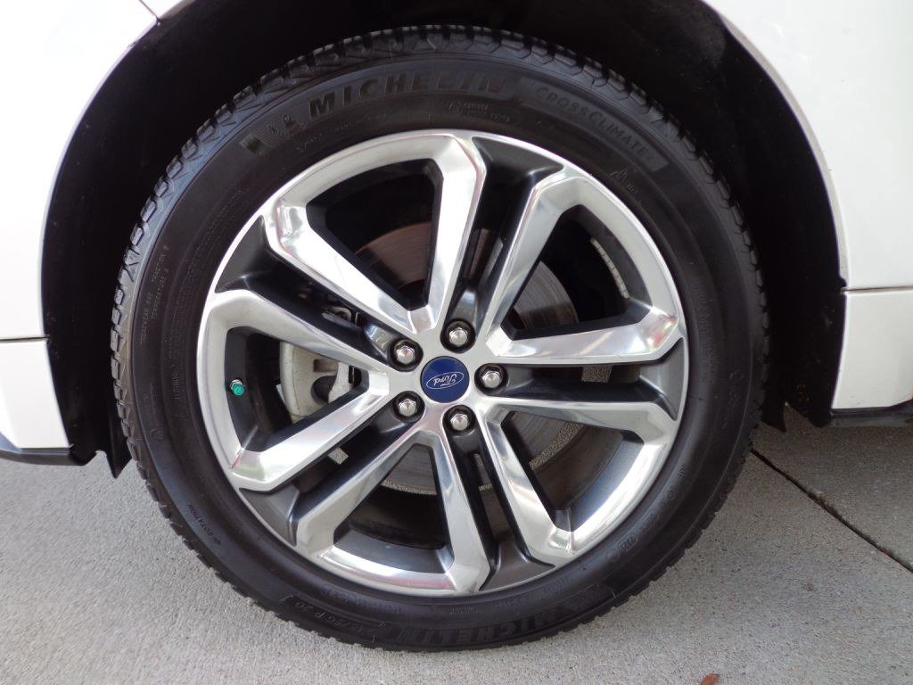 Used 2016 Ford Edge Sport w/ Equipment Group 401A AWD/4WD image 7