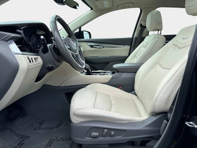 Used 2021 Cadillac XT5 Premium Luxury AWD/4WD image 17