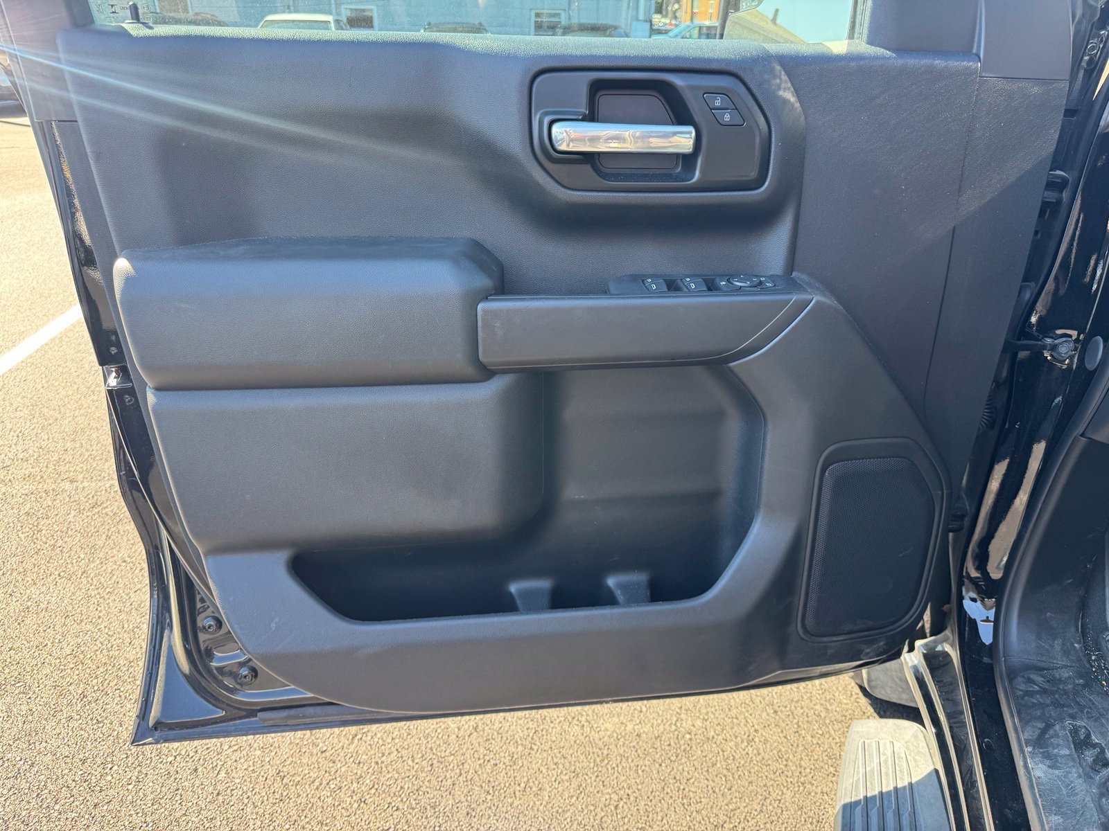 Used 2024 Chevrolet Silverado 1500 Custom Trail Boss w/ LPO, Dark Essentials Package AWD/4WD image 11