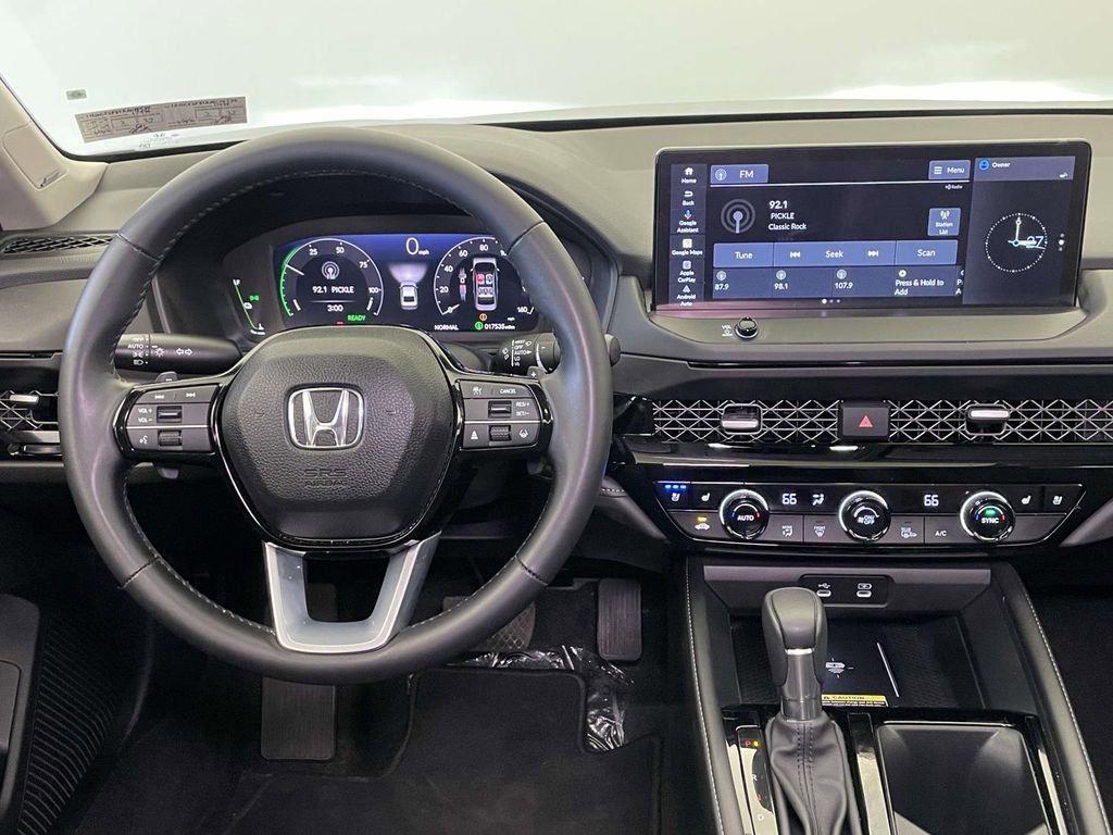 Used 2024 Honda Accord Touring image 25