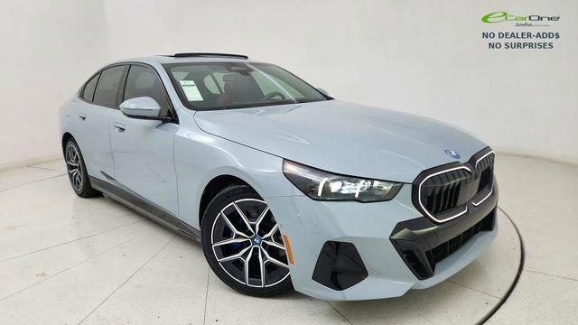 Used 2025 BMW i5 xDrive40 w/ M Sport Package image 1