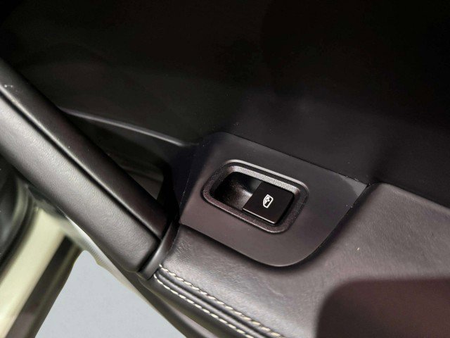 Used 2022 Porsche Cayenne Turbo GT image 46