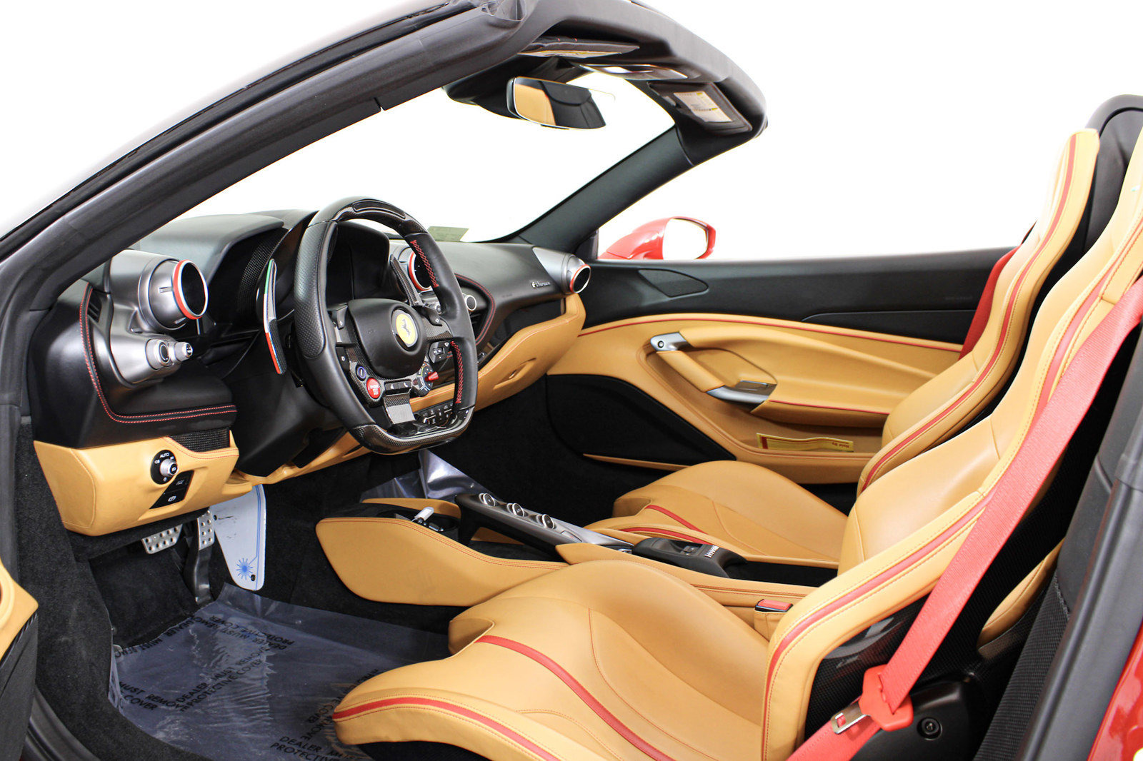 Certified 2022 Ferrari F8 Tributo RWD image 2