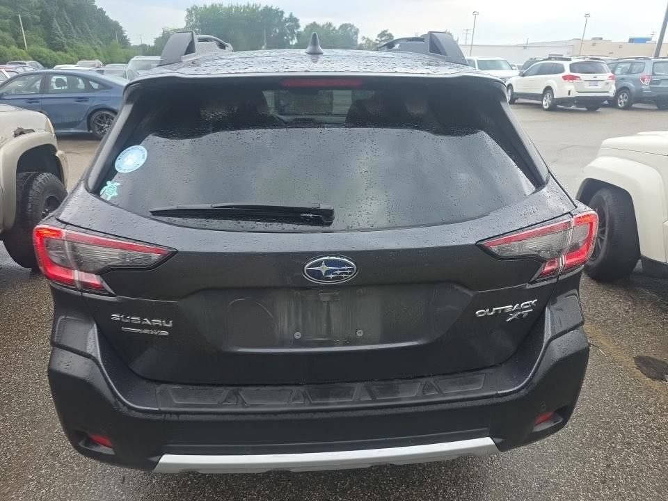 Used 2024 Subaru Outback Limited XT AWD/4WD image 3