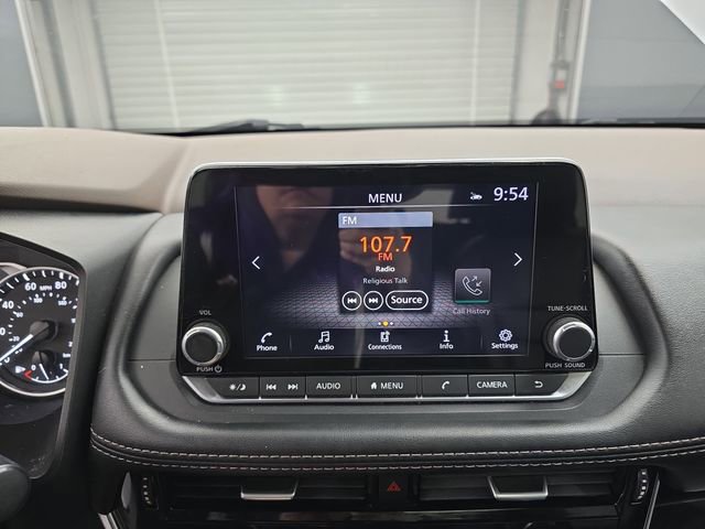 Used 2023 Nissan Rogue SL image 31