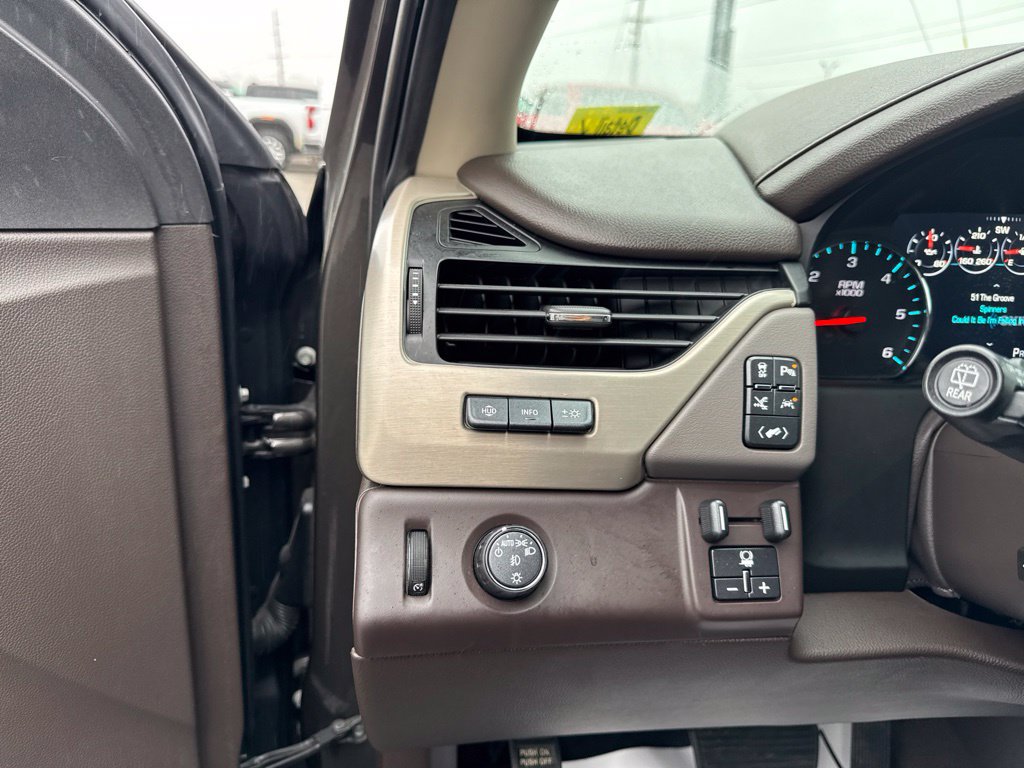 Used 2019 GMC Yukon XL Denali w/ Denali Ultimate Package RWD image 12