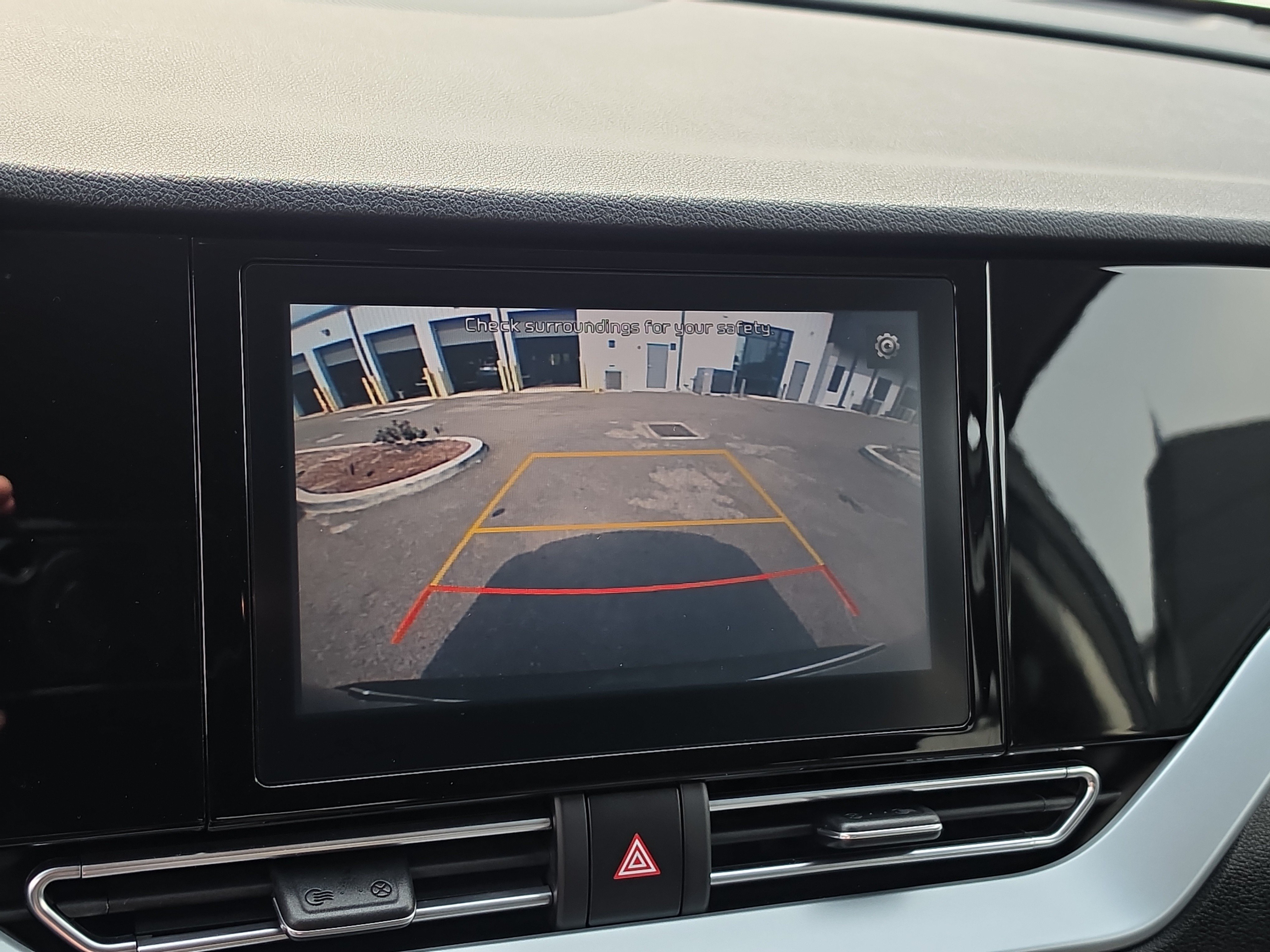Certified 2022 Kia Niro LX FWD image 23