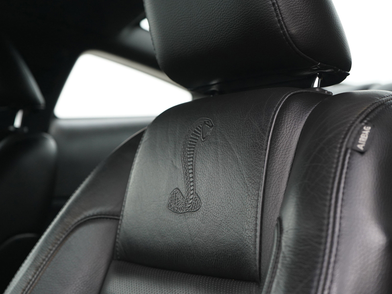Used 2007 Ford Mustang Shelby GT500 RWD image 24