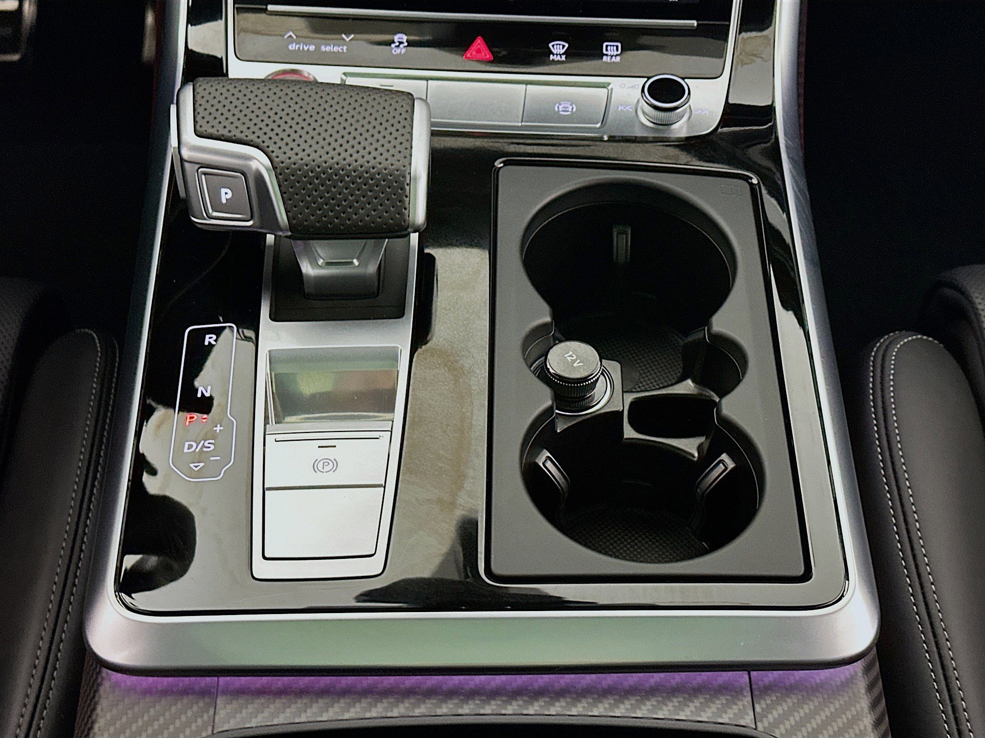 Used 2025 Audi SQ7 Premium Plus w/ Executive Package image 14