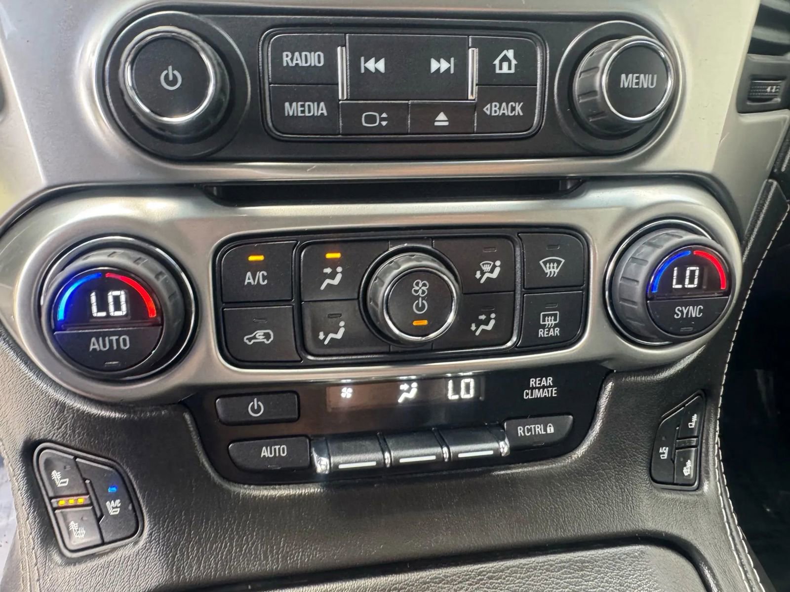 Used 2016 Chevrolet Tahoe LTZ image 18