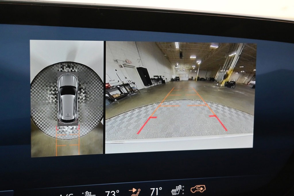 Used 2024 Buick Envision Avenir image 29