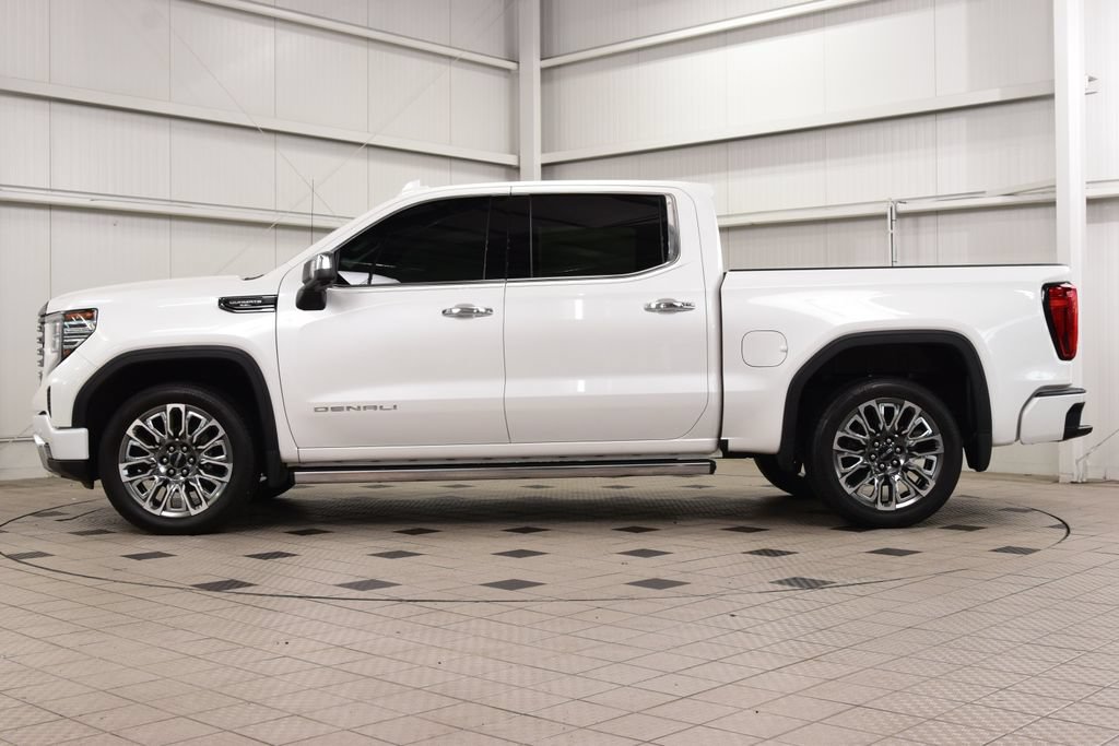 Used 2024 GMC Sierra 1500 Denali Ultimate AWD/4WD image 4