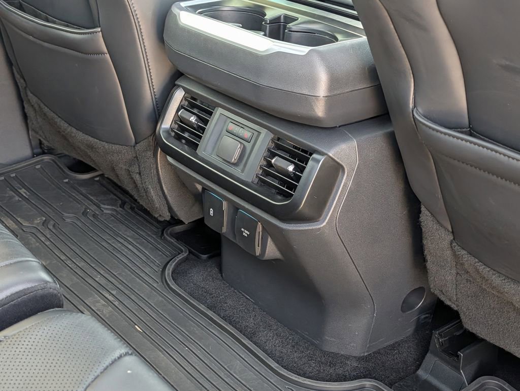 Used 2025 Ford F150 Raptor image 34