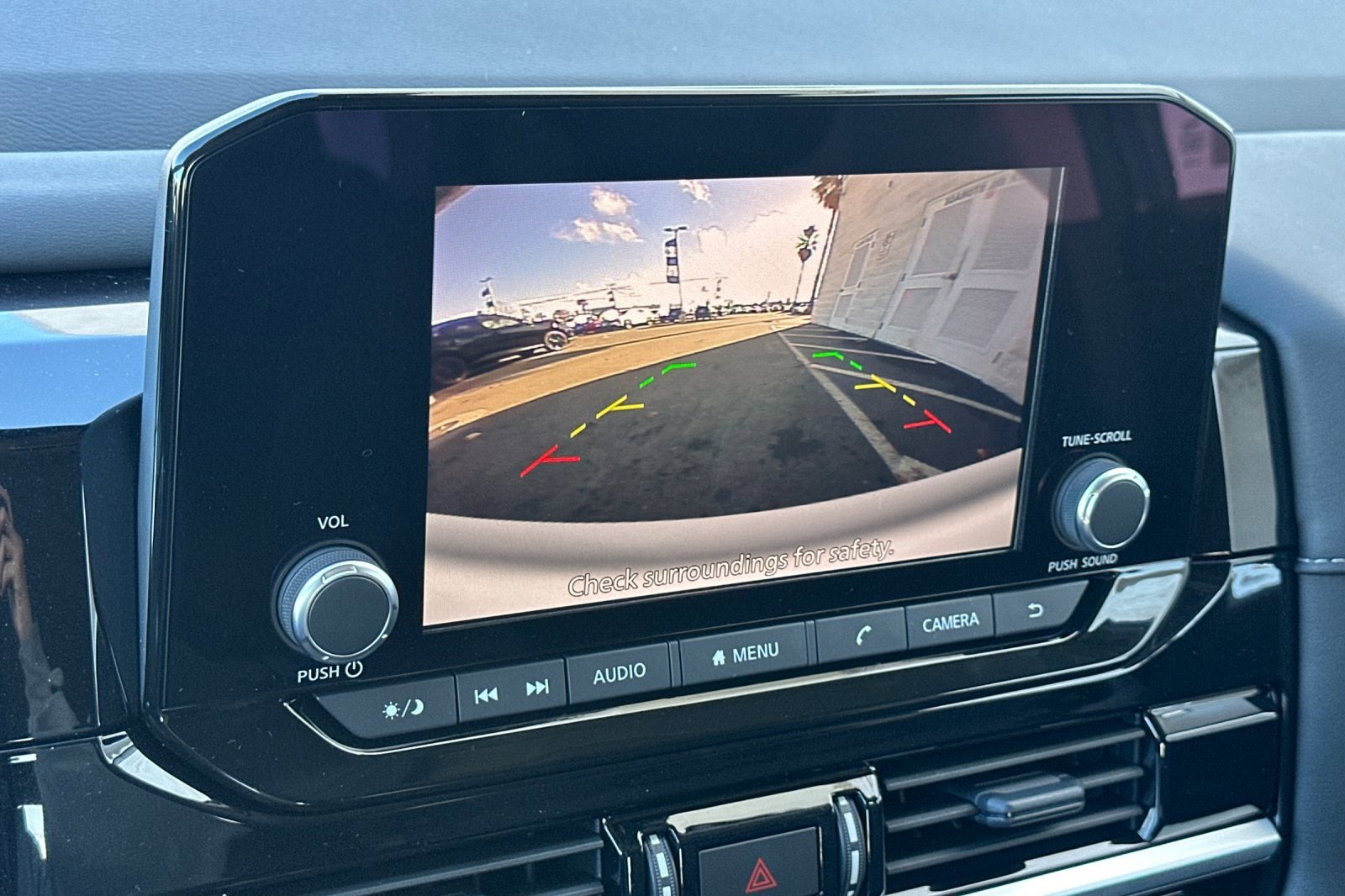 New 2025 Nissan Pathfinder SV image 17