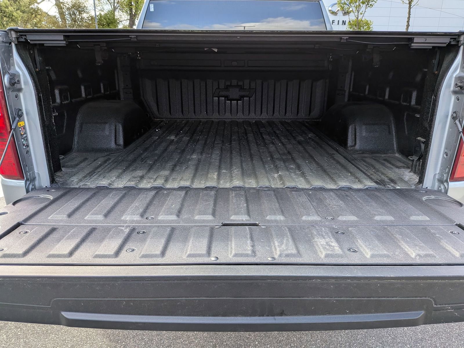 Used 2026 Chevrolet Silverado 1500 Custom Trail Boss w/ Dark Appearance Package AWD/4WD image 29