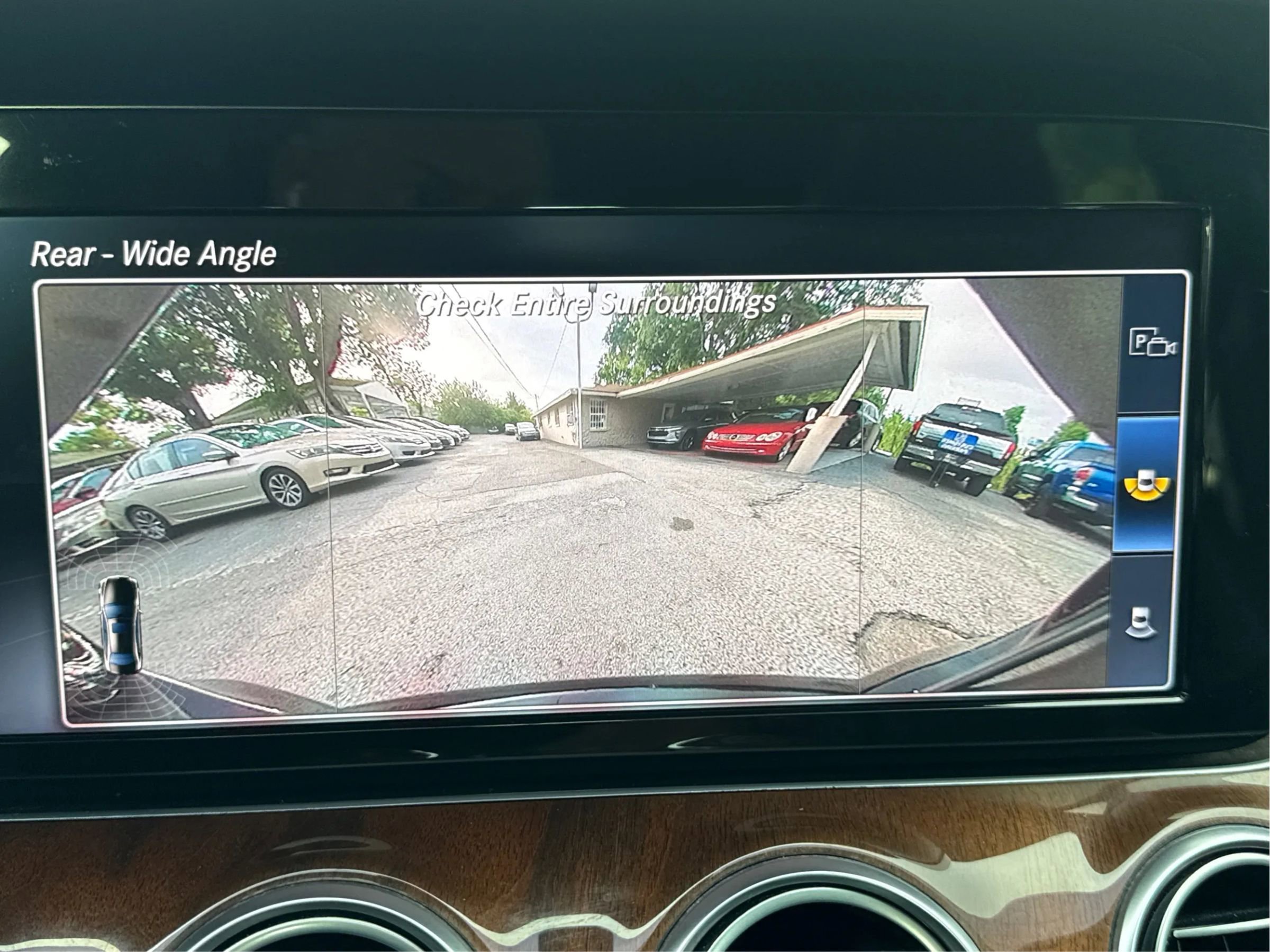 Used 2018 Mercedes-Benz E 300 4MATIC w/ Premium 1 Package image 32