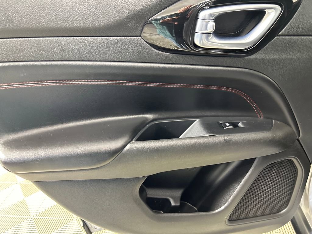 Used 2024 Jeep Compass Trailhawk image 17