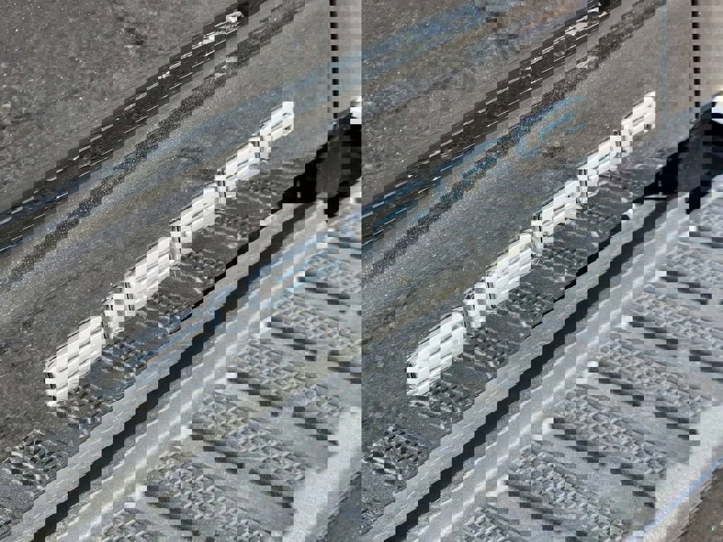 Used 2023 GMC Sierra 2500 Denali w/ Denali Black Diamond Edition image 16