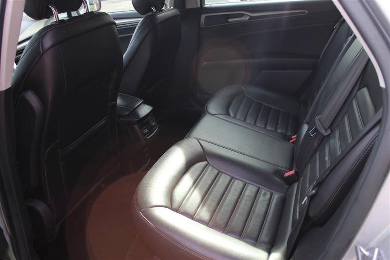 Used 2014 Ford Fusion Energi SE FWD image 21
