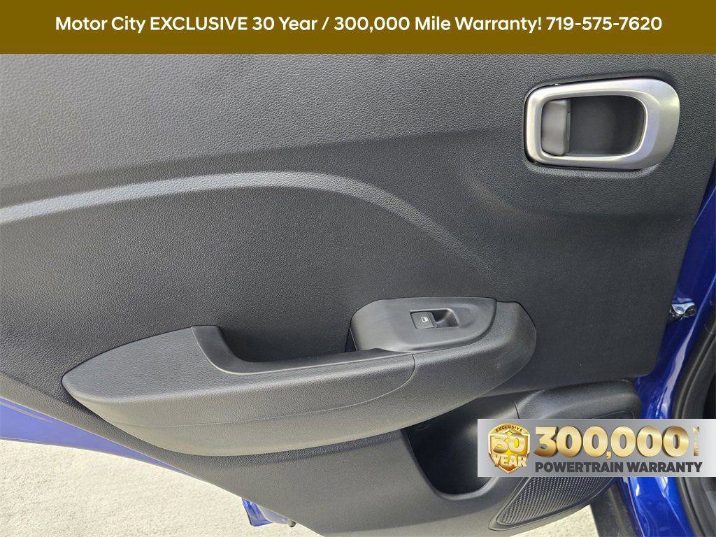 New 2025 Hyundai Venue SEL image 32