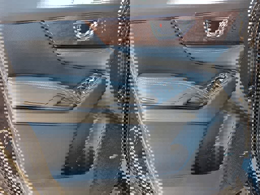 Used 2023 Subaru Ascent Touring AWD/4WD image 13