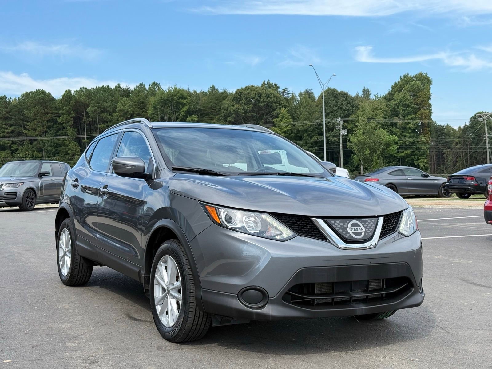 Used 2018 Nissan Rogue Sport SV image 4