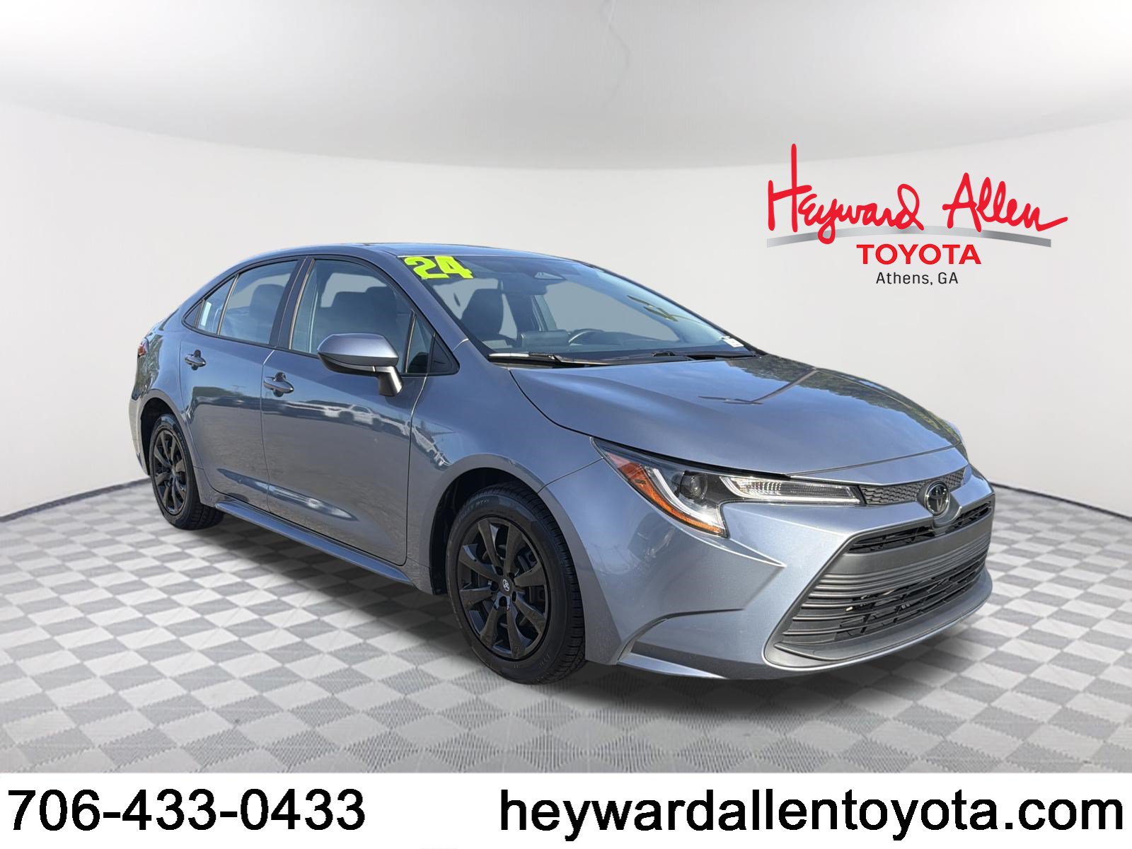 Certified 2024 Toyota Corolla LE FWD image 1