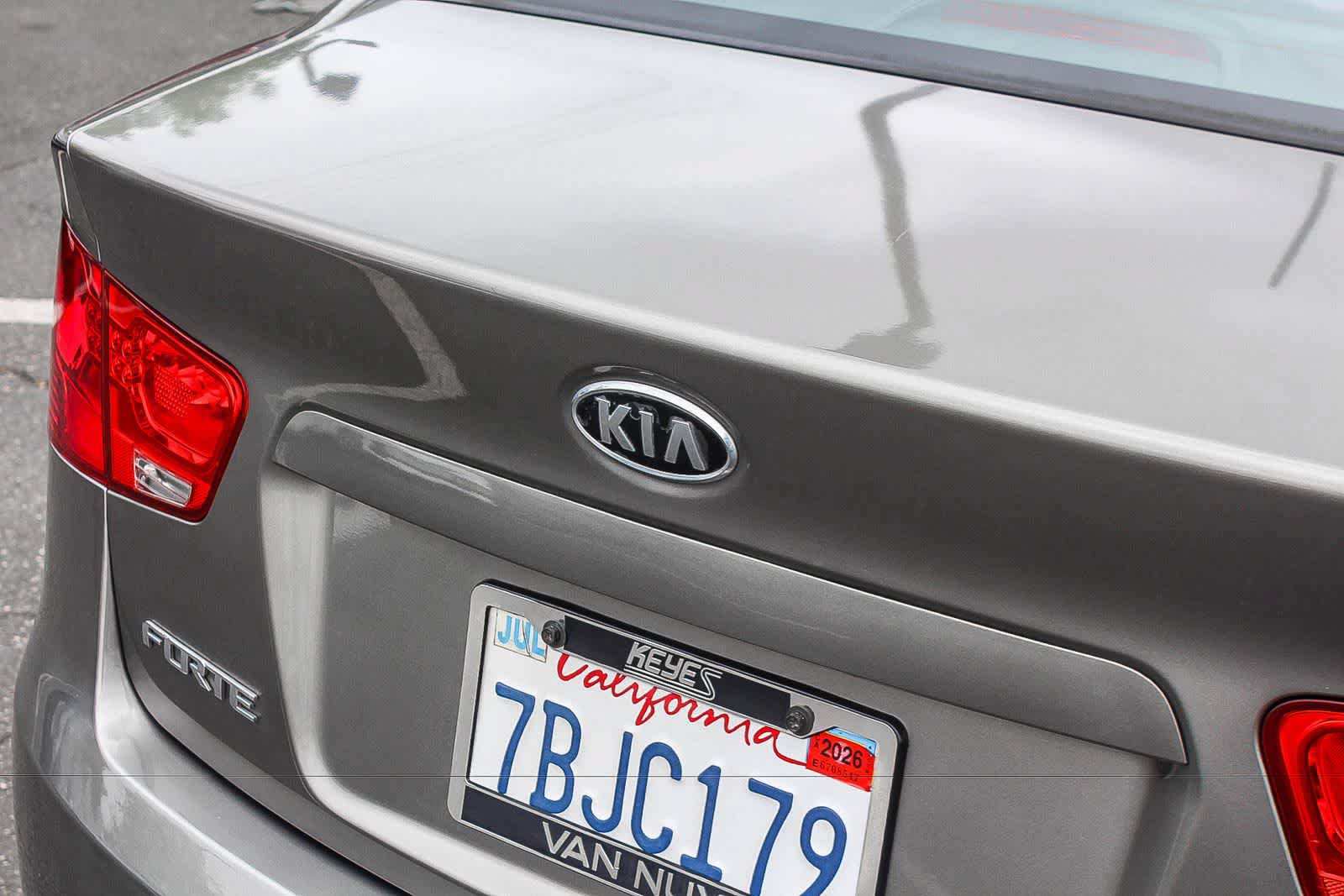Used 2012 Kia Forte EX FWD image 11