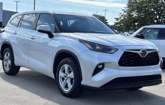 Used 2024 Toyota Highlander LE