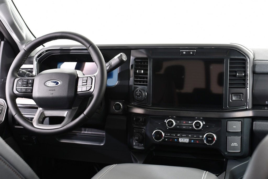 New 2026 Ford F350 Lariat w/ Black Appearance Package image 8