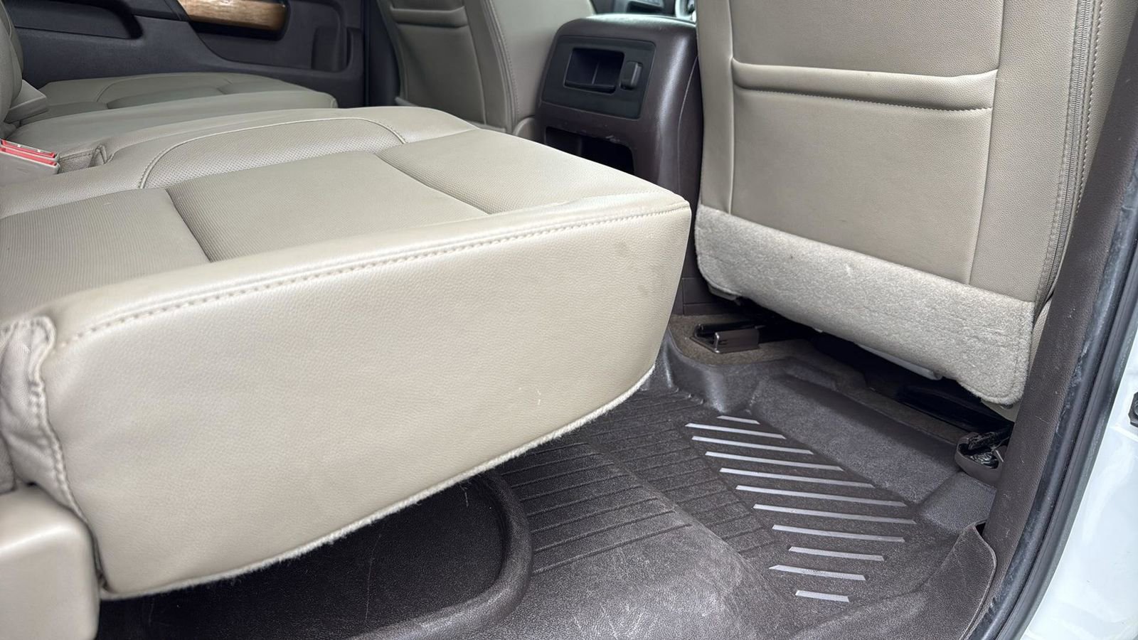 Used 2017 Chevrolet Silverado 1500 LTZ w/ Texas Edition image 27