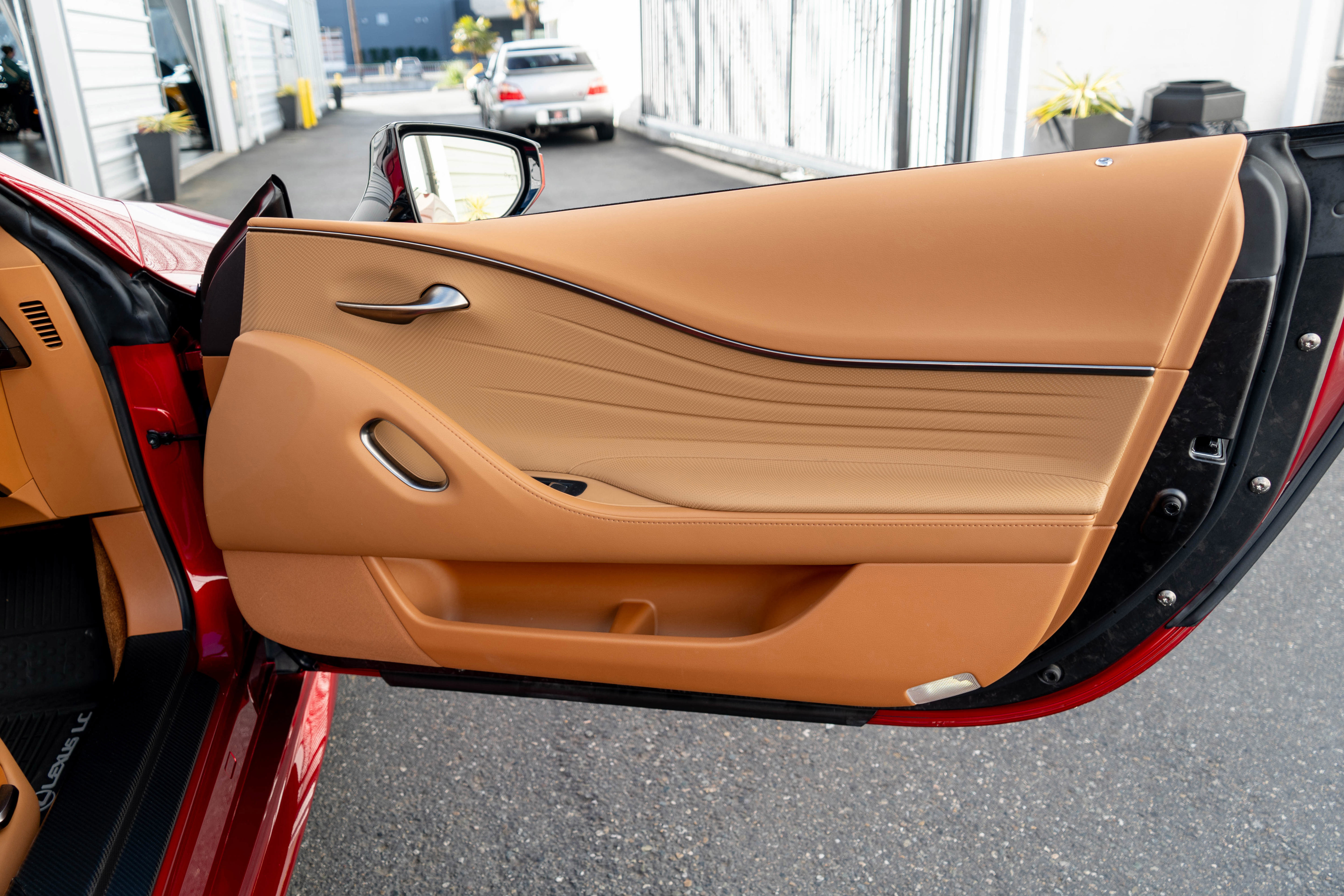Used 2022 Lexus LC 500 Convertible w/ Touring Package image 32