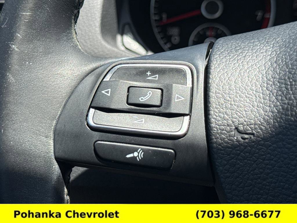Used 2014 Volkswagen Passat 1.8T SE FWD image 13