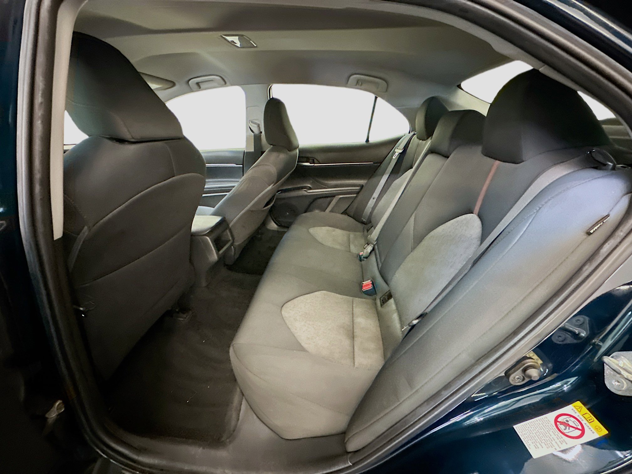 Used 2019 Toyota Camry LE image 29