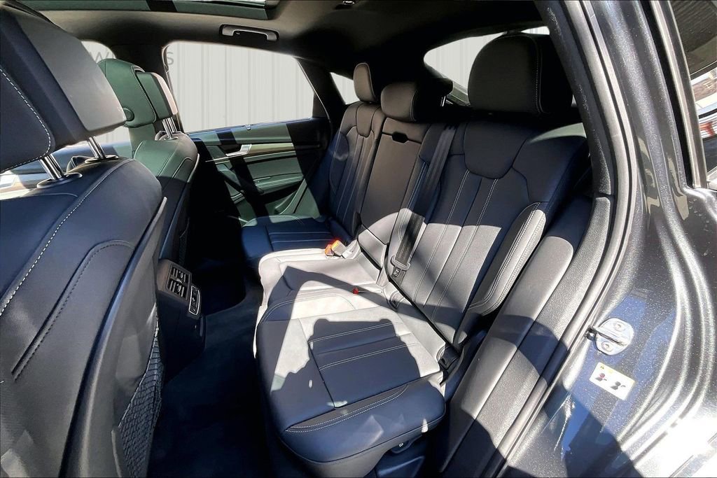 Used 2023 Audi Q5 2.0T Prestige w/ Prestige Package image 22
