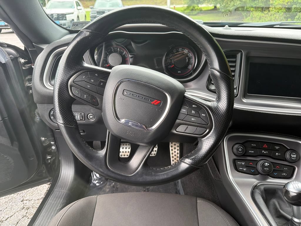 Used 2020 Dodge Challenger R/T w/ Blacktop Package RWD image 27
