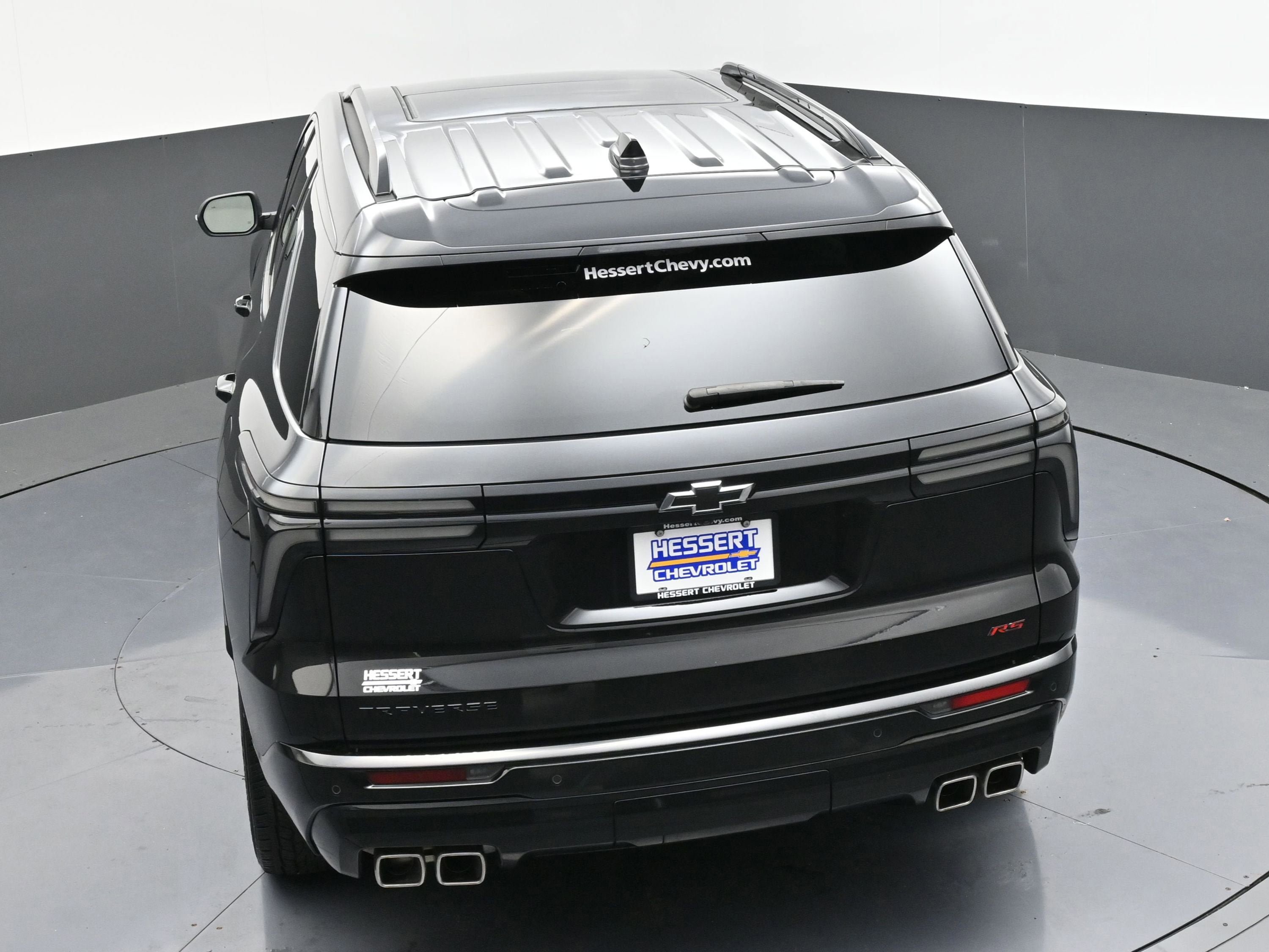 Used 2024 Chevrolet Traverse RS image 57