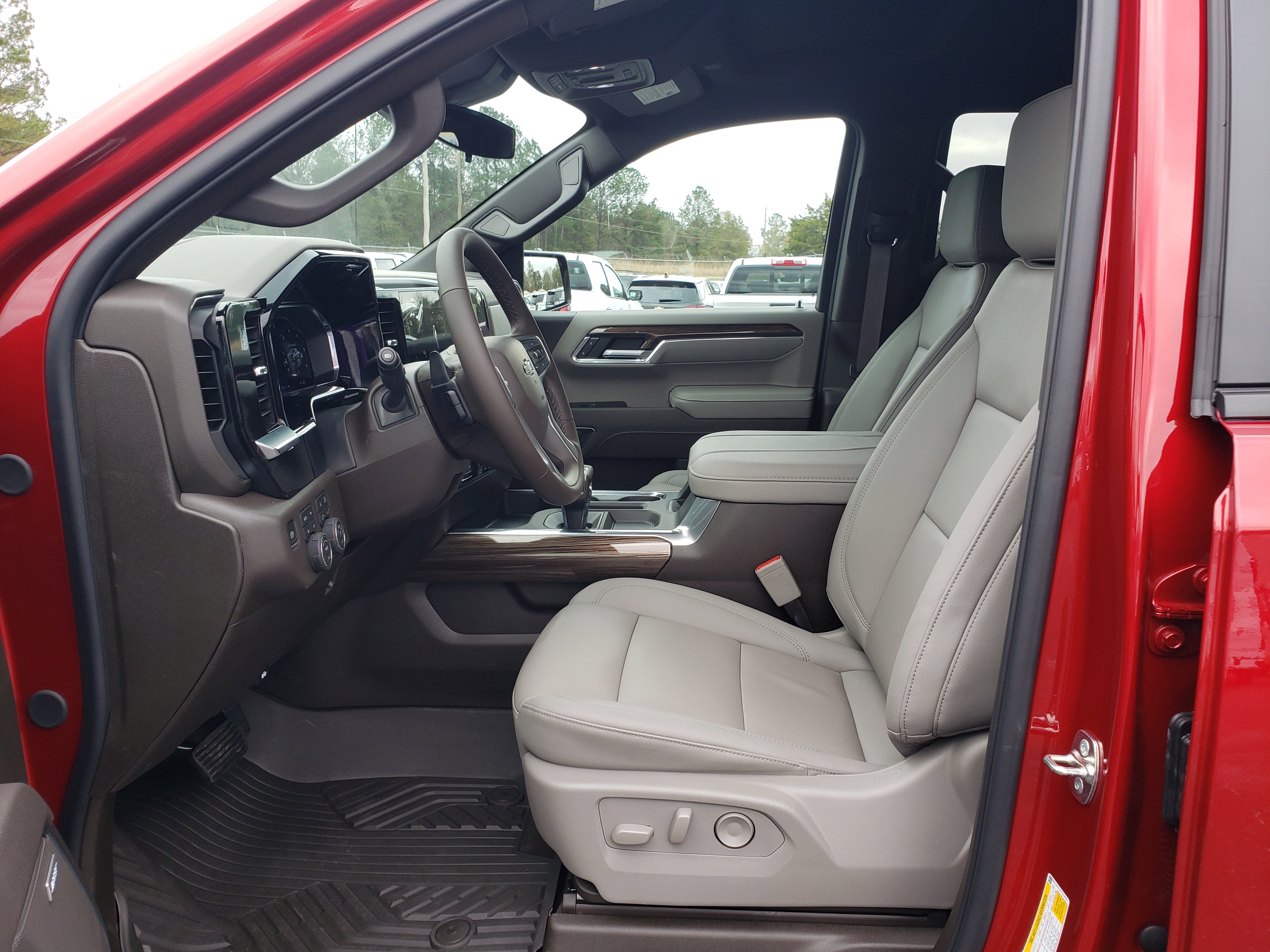 New 2026 Chevrolet Silverado 1500 LT Trail Boss w/ LT Trail Boss Premium Package image 31