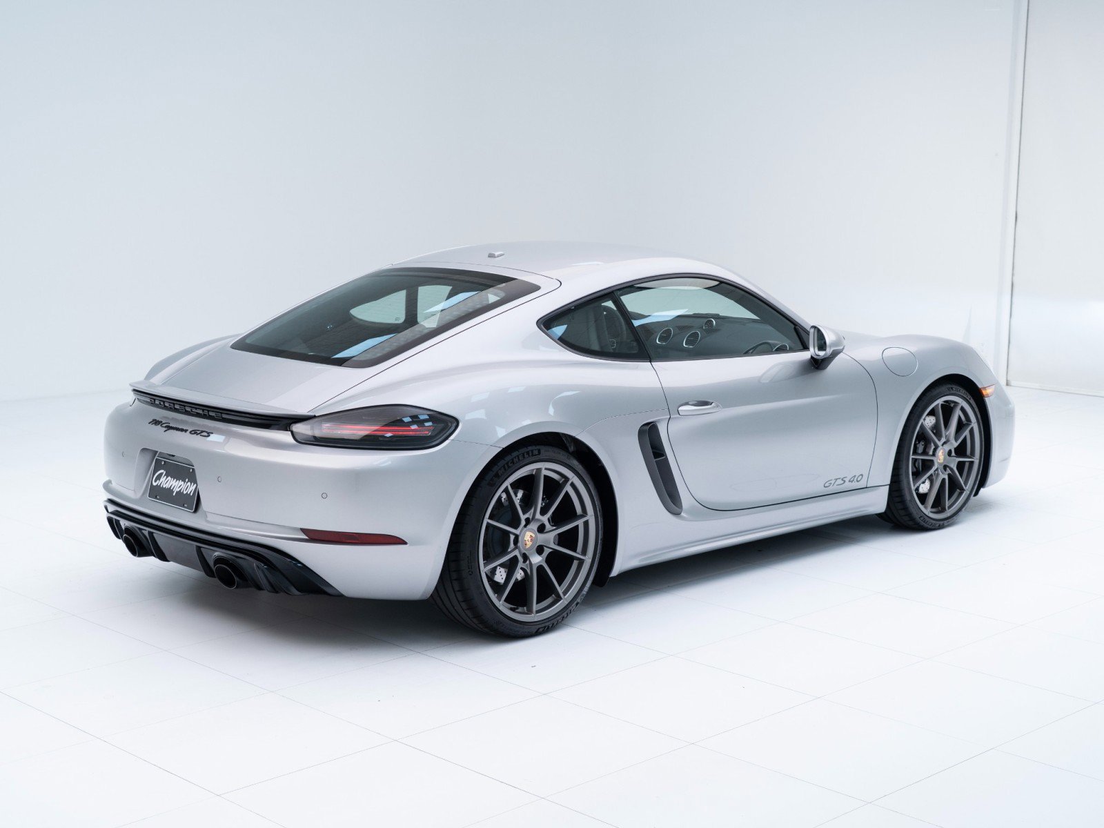 Certified 2025 Porsche 718 Cayman GTS RWD image 9