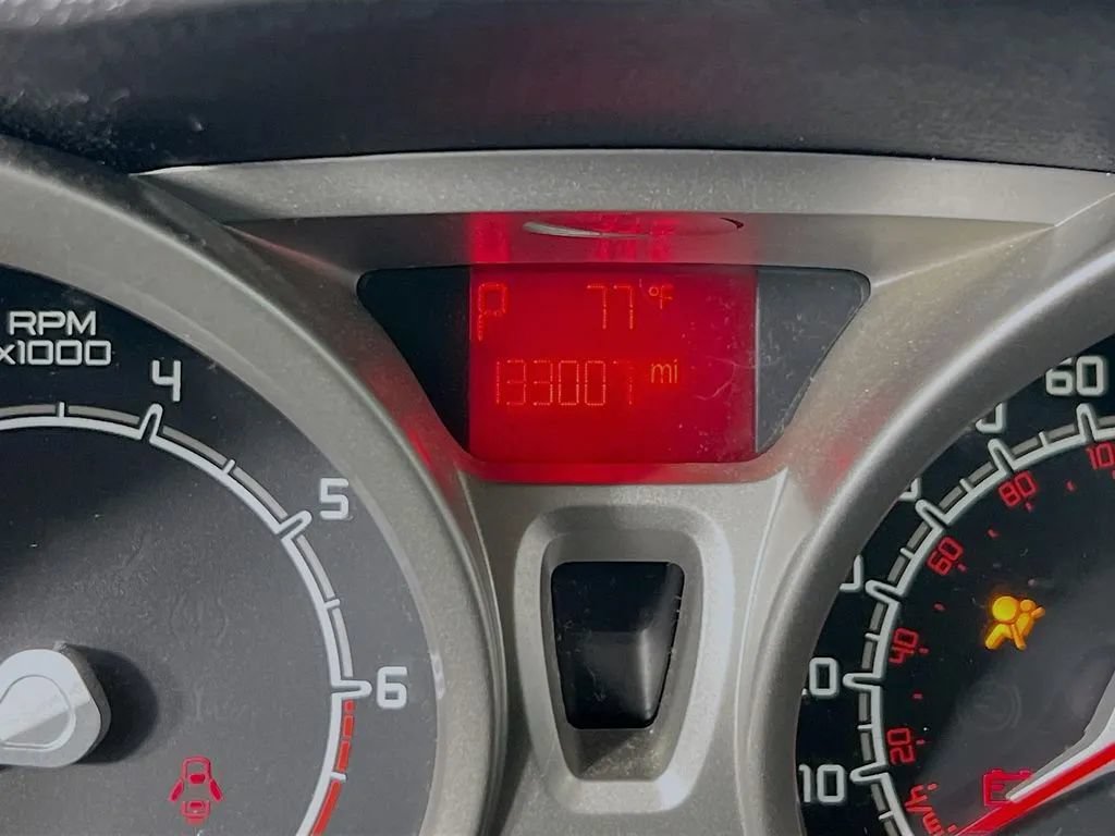 Used 2012 Ford Fiesta SES FWD image 13
